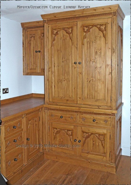 Minster Gothic Classic "Lydiard" Kitchen